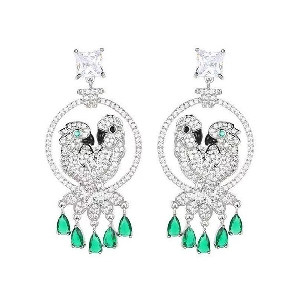 - 18K GP green stimulated diamondparrot 🦜 dangle earrings